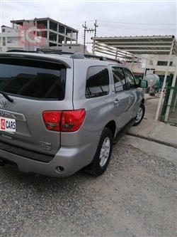 تويوتا سيكويا